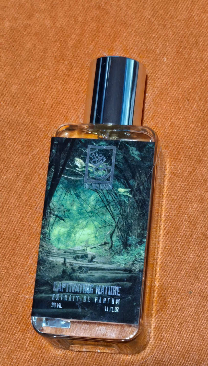 DUA FRAGRANCES FULL BOTTLES. 1.1OZ